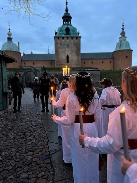 Luciatåg på intåg till Kalmar slott